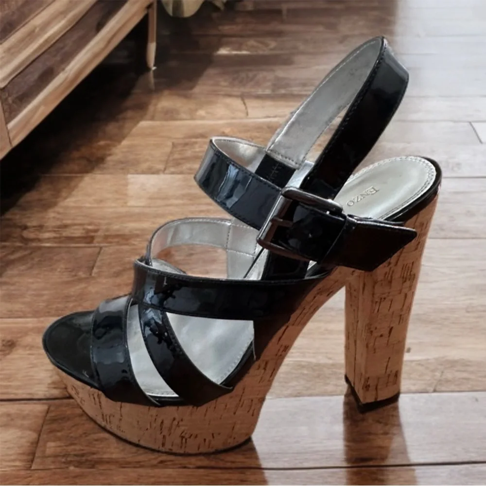 Enzo Angiolini make striking